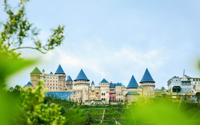 Grab car from Da Nang to Ba Na Hill Grab car from Da Nang to Ba Na Hill