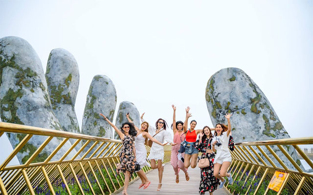 Private Taxi from Da Nang to Ba Na Hill Private Taxi from Da Nang to Ba Na Hill